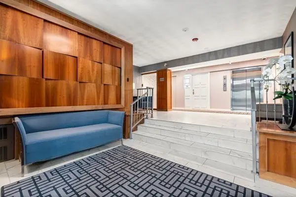 10 Hammond Pond Parkway #606, Newton, MA 02467 - Image #2