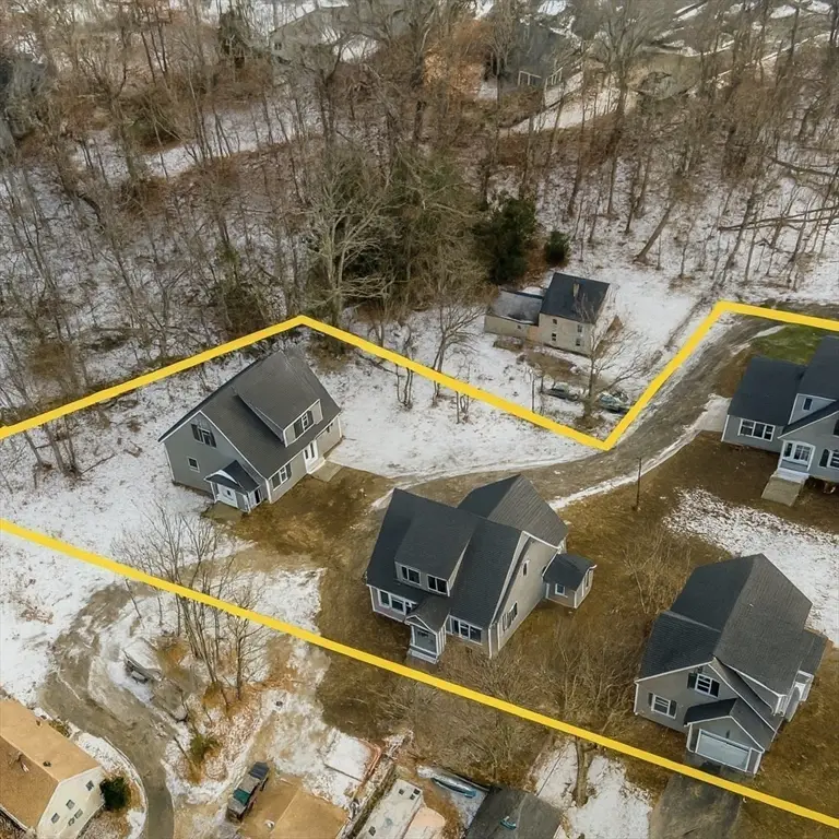 46 Auburn Pl, Athol, MA 01364 - #2