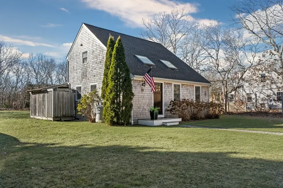 60 Saddle Club Rd, Edgartown, MA 02539 - Image #2