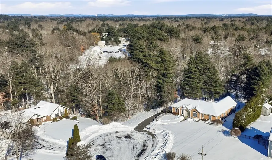 25 Winding Brook Ln., East Longmeadow, MA 01028 - #2