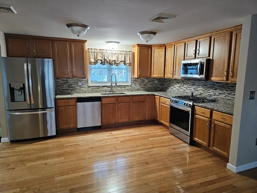 223 Charge Pond Rd, Wareham, MA 02571 - Image #3