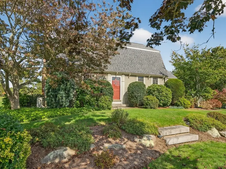 7 Hamlin St, Acushnet, MA 02743 - Image #2