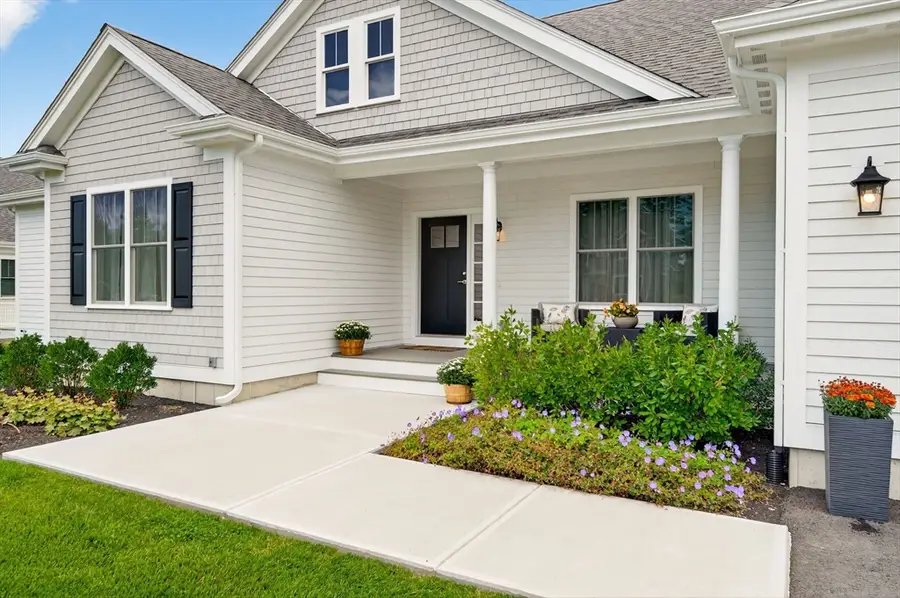 10 Shagbark Cir, Mattapoisett, MA 02739 - #2