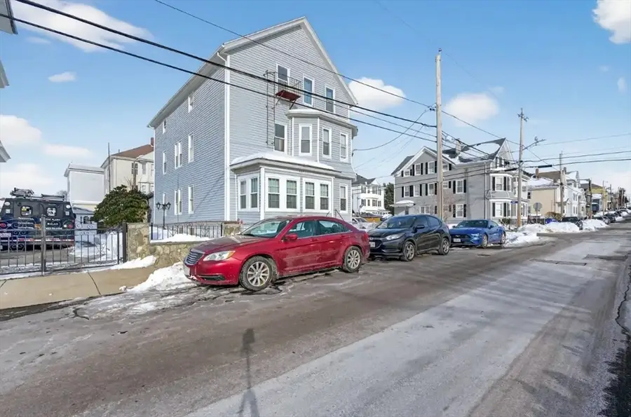 464 Birch St, Fall River, MA 02724 - Image #2