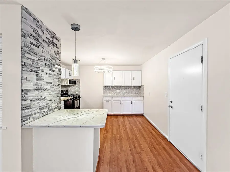 6 Venice St #B3, Danvers, MA 01923 - Image #3