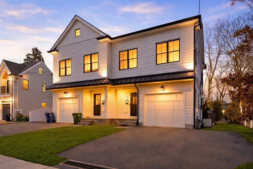 7 Sharon Ave #7, Newton, MA 02466 - Image #1