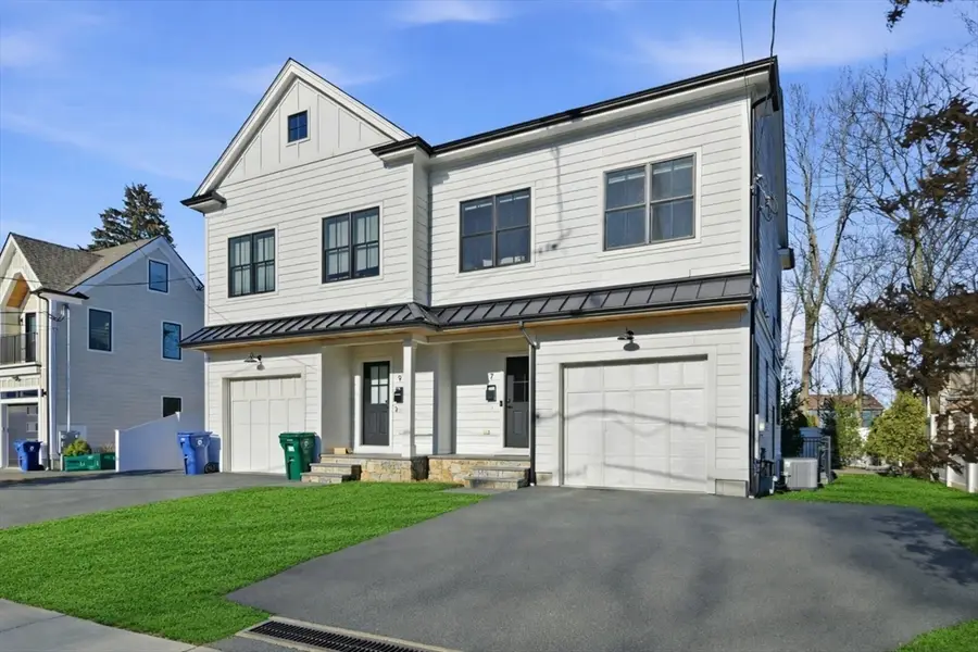 7 Sharon Ave #7, Newton, MA 02466 - Image #2