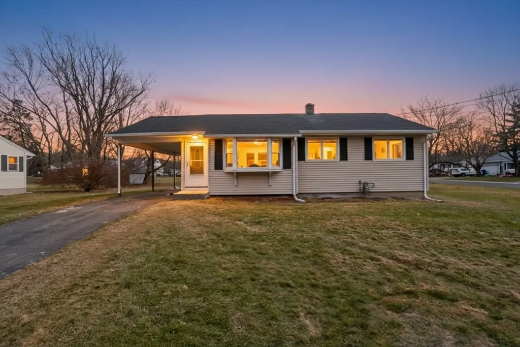 2 Pearl St Ext, Enfield, CT 06082 - #1