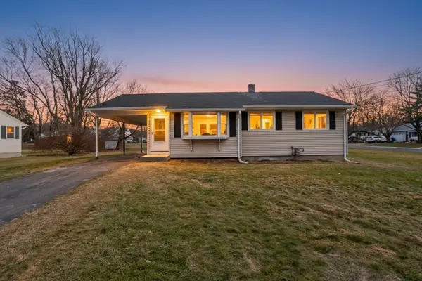 2 Pearl St Ext, Enfield, CT 06082