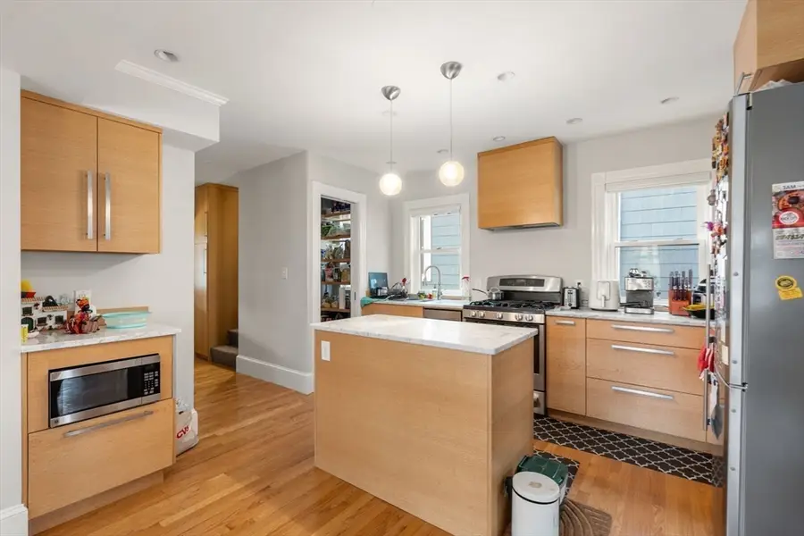 8 Seven Pines, Cambridge, MA 02140 - Image #3