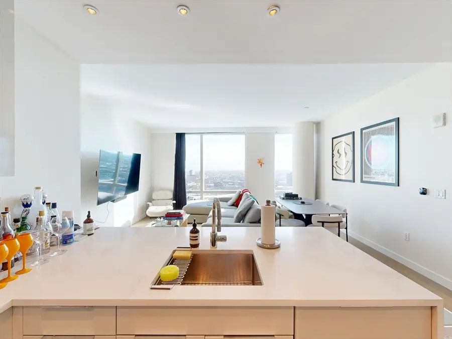 188 Brookline Ave #23B, Boston, MA 02215 - Image #2