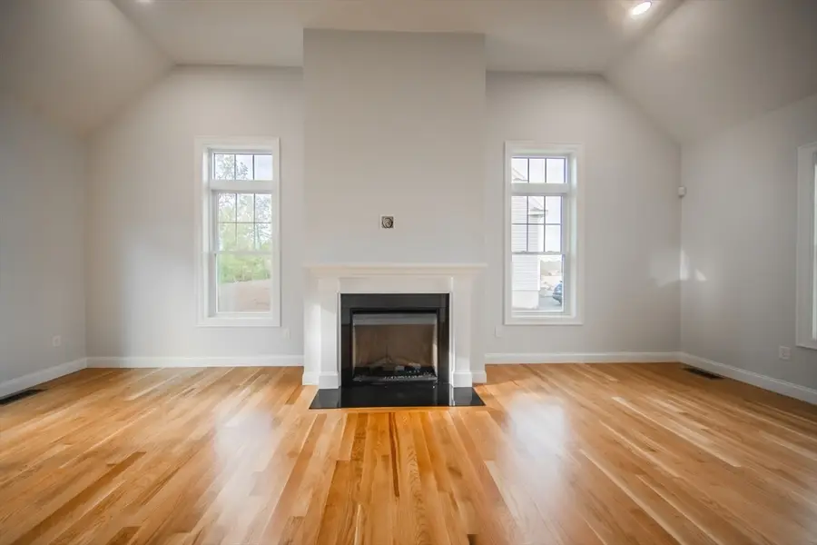 18 Strongwater Drive, Salem, MA 01970 - Image #2