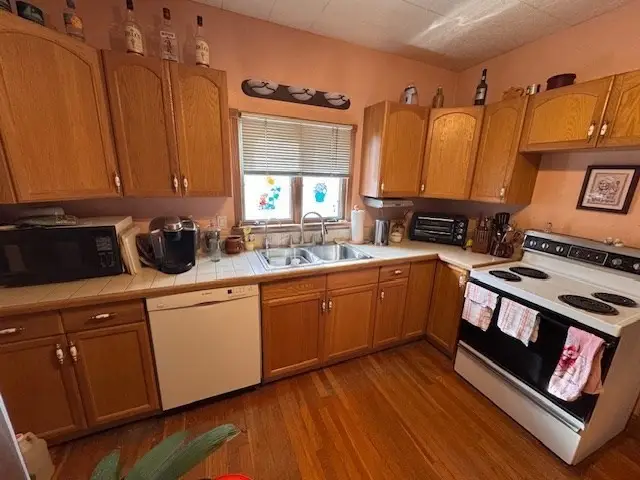 13 Coolidge St, Everett, MA 02149 - #2