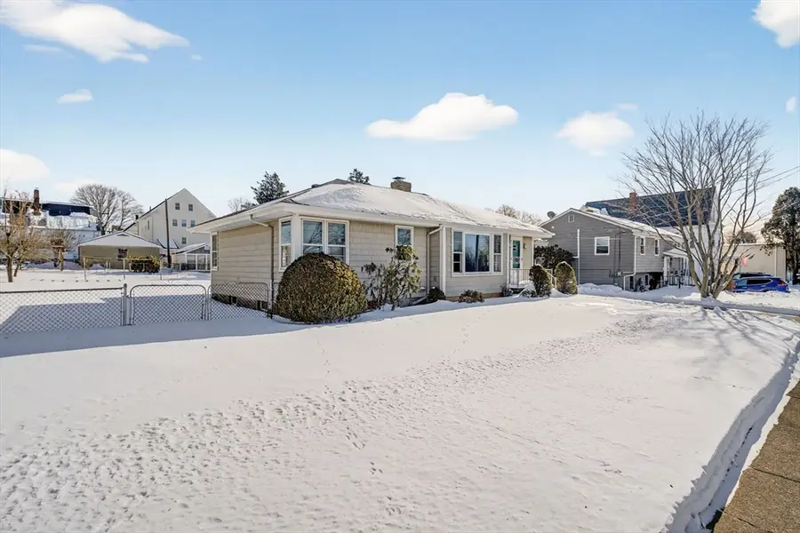 32 Watson St, New Bedford, MA 02740 - Image #3