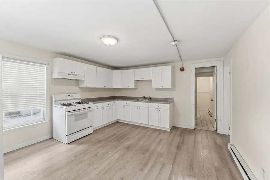 271 Elm St, Woonsocket, RI 02895 - Image #3