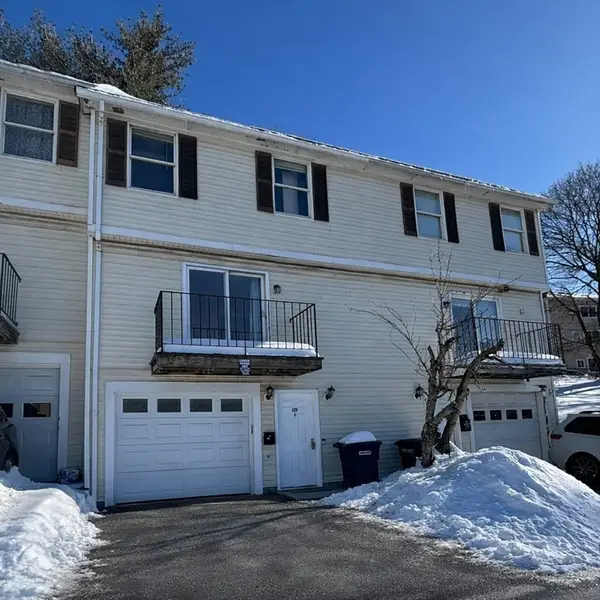 429-A Grafton St #2, Worcester, MA 01604