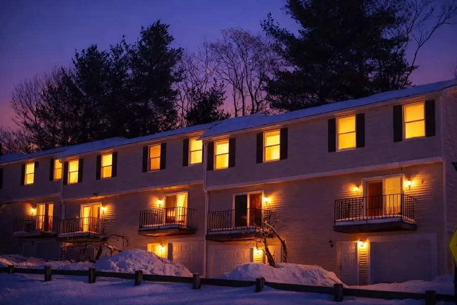 429-A Grafton St #2, Worcester, MA 01604 - Image #2