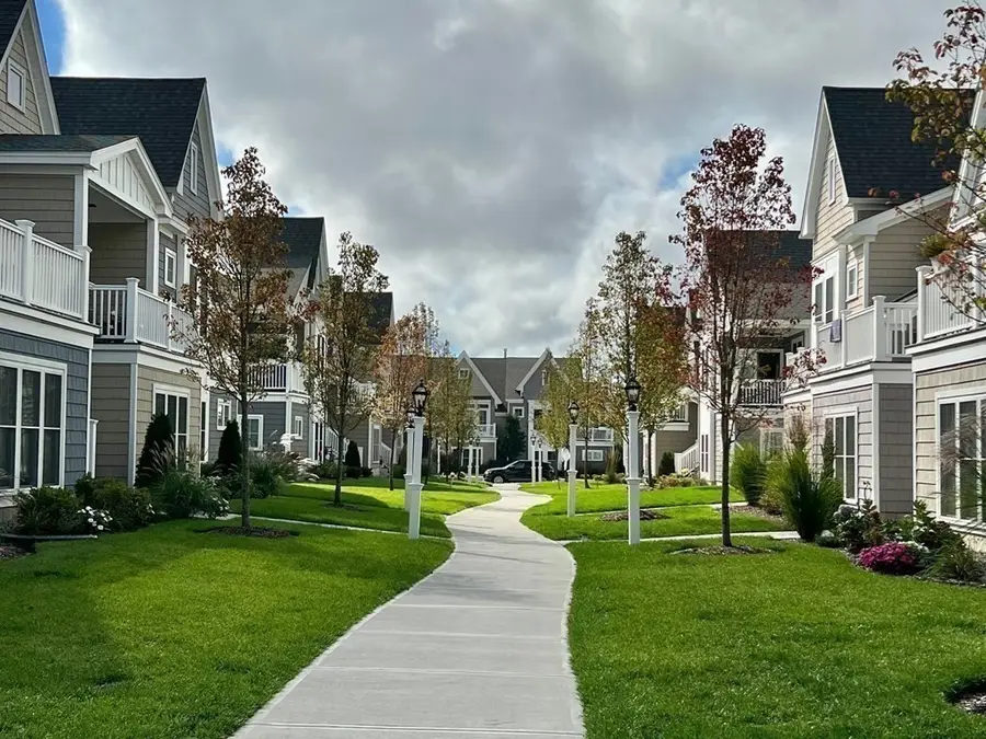 19 Trumpet Vine Lane, Plymouth, MA 02360 - Image #2