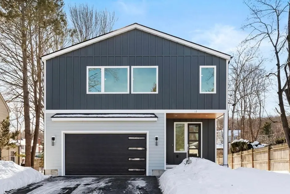 12 Brandon St, Lexington, MA 02420 - Image #1