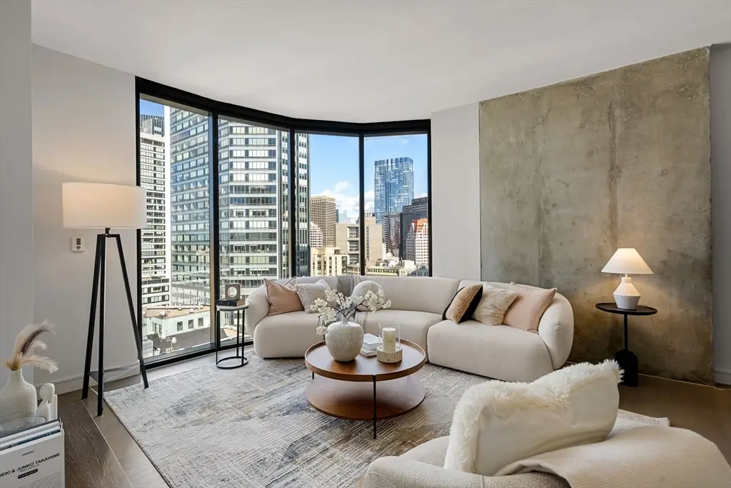 55 Lagrange St #1805, Boston, MA 02116 - Image #1