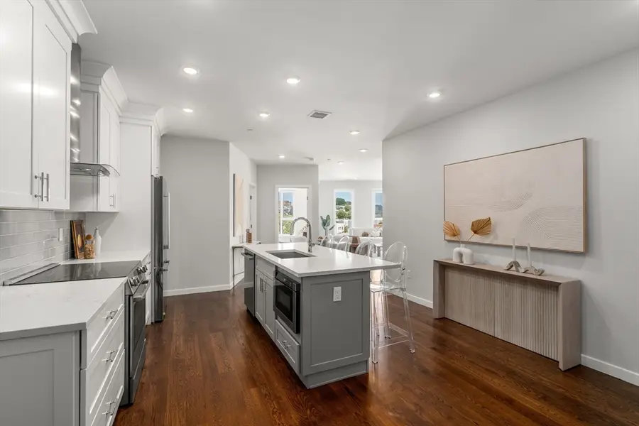 267 Old Colony #605, Boston, MA 02127 - Image #2