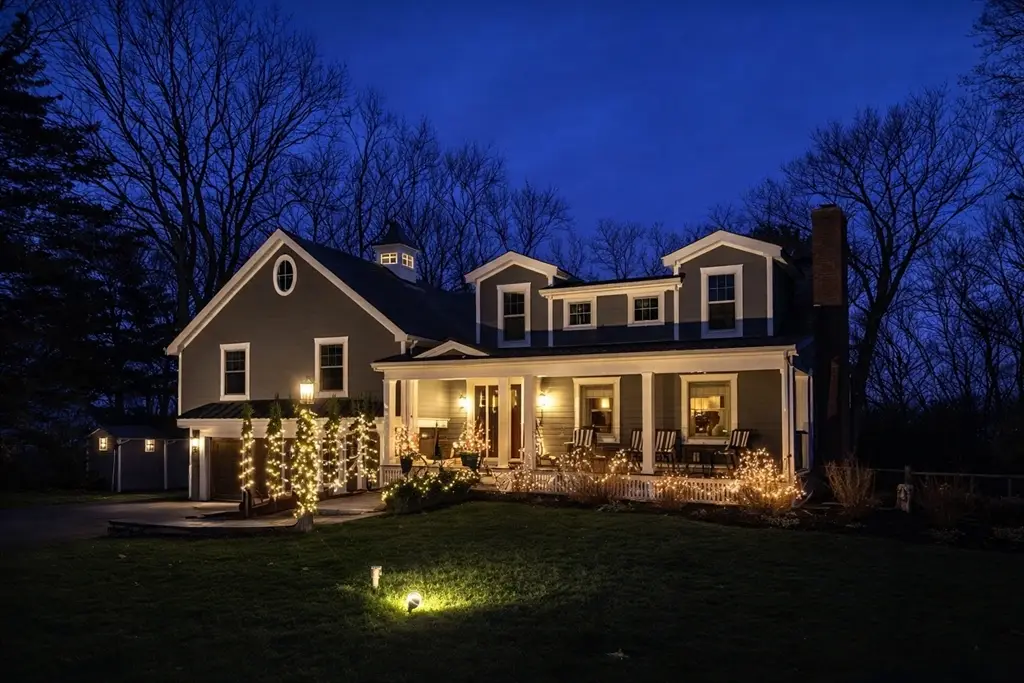 10 Hawthorne Rd, Winchester, MA 01890 - Image #1