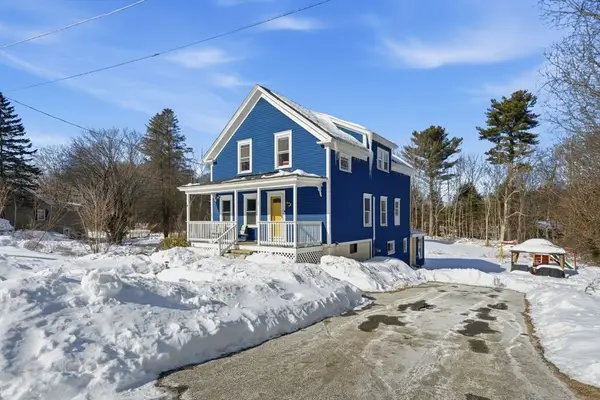 27 Ash St, Webster, MA 01570