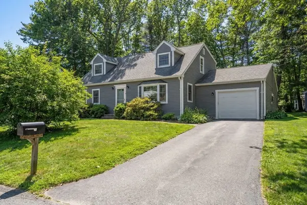 2 Cobblers Ln, Beverly, MA 01915