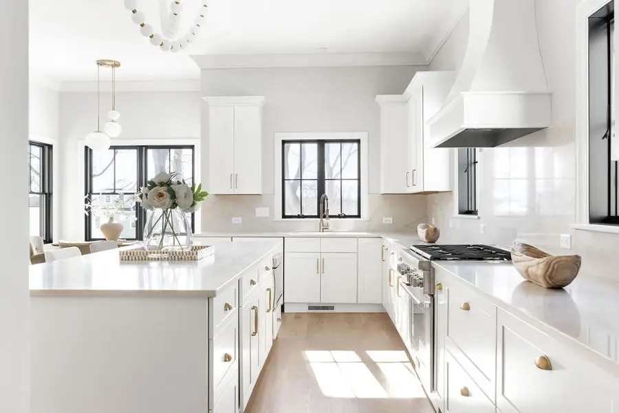 105 Adams Avenue, Newton, MA 02465 - Image #2