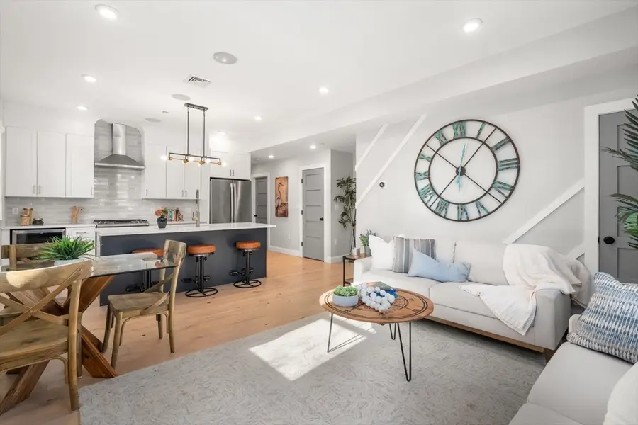 375 Hyde Park Avenue #3, Boston, MA 02131 - #3