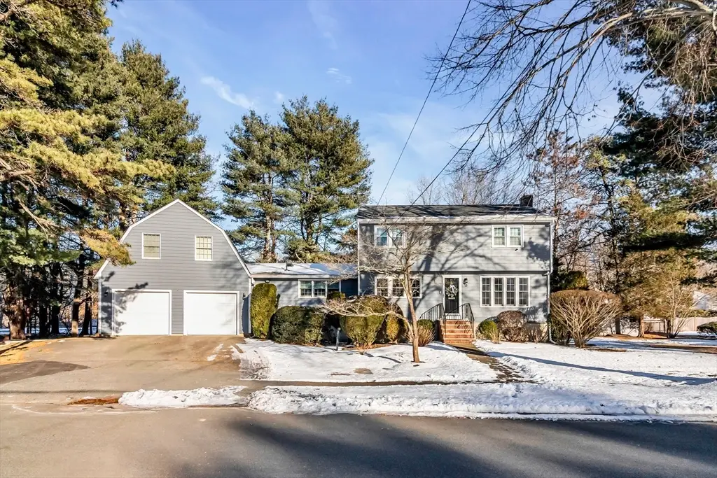 13 Morningside Dr, Beverly, MA 01915 - Image #1