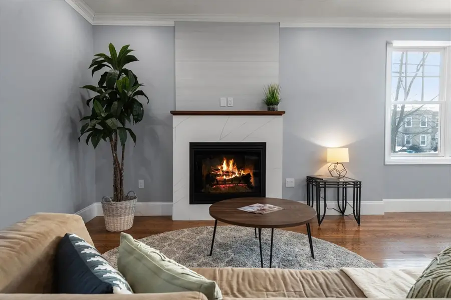 667 Boylston St #667, Newton, MA 02459 - Image #2