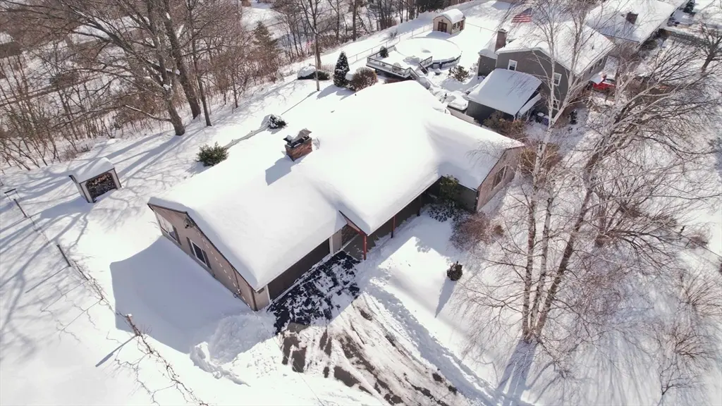 94 Vermont St., Holyoke, MA 01040 - Image #1