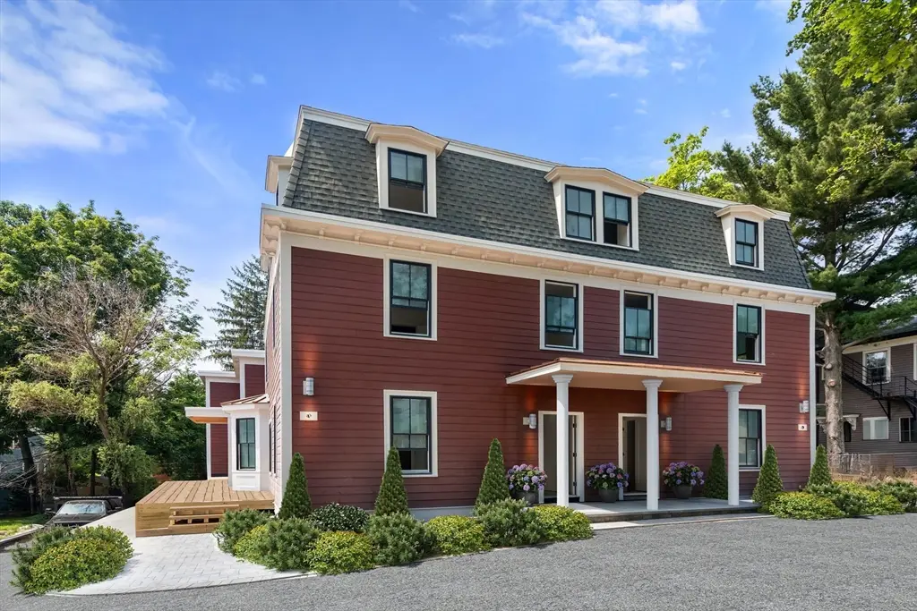 11 Goodwin Place #1, Brookline, MA 02445 - Image #1