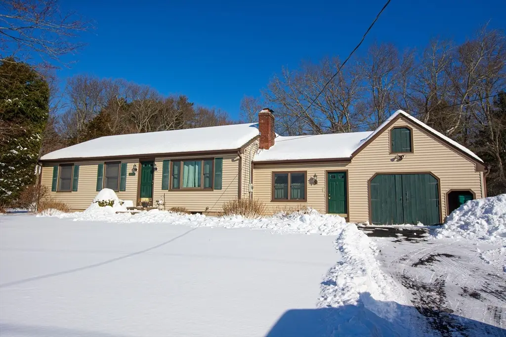 357 Tiffany St, Attleboro, MA 02703 - Image #1