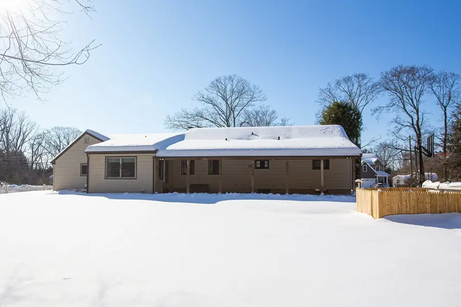 357 Tiffany St, Attleboro, MA 02703 - Image #3