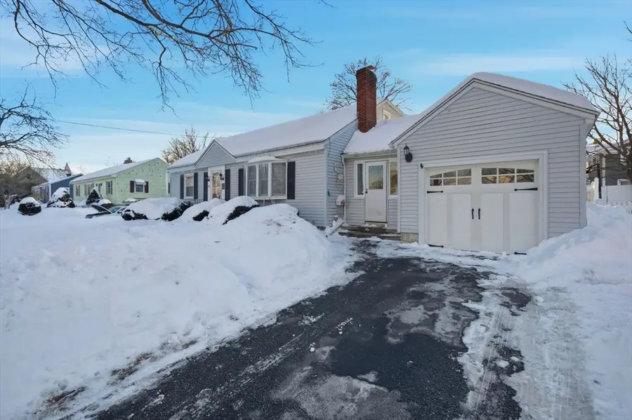 8 Flint St, Chelmsford, MA 01824 - Image #2