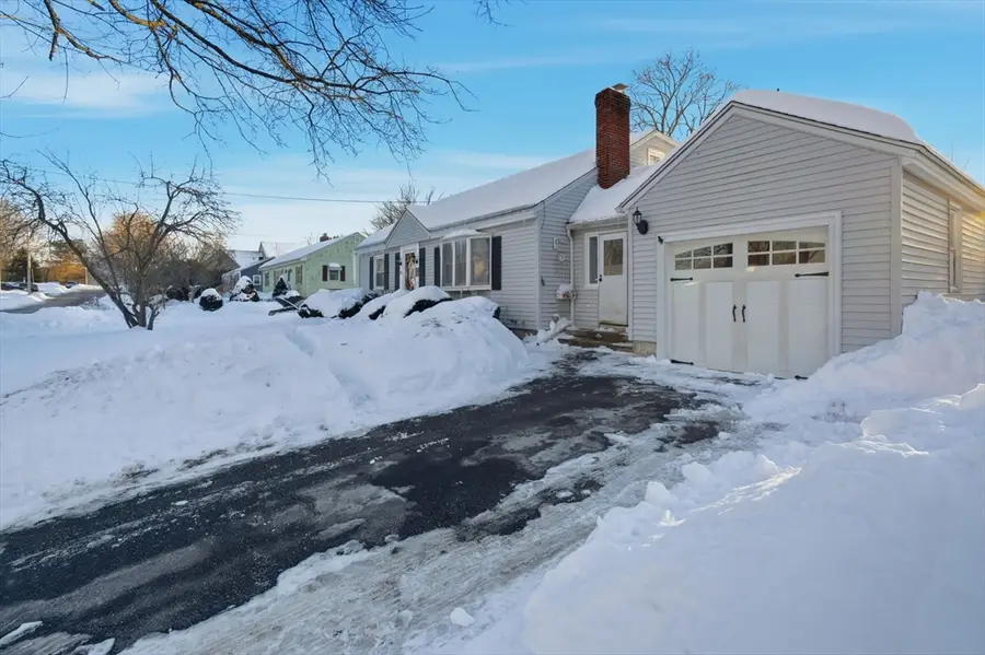 8 Flint St, Chelmsford, MA 01824 - Image #3