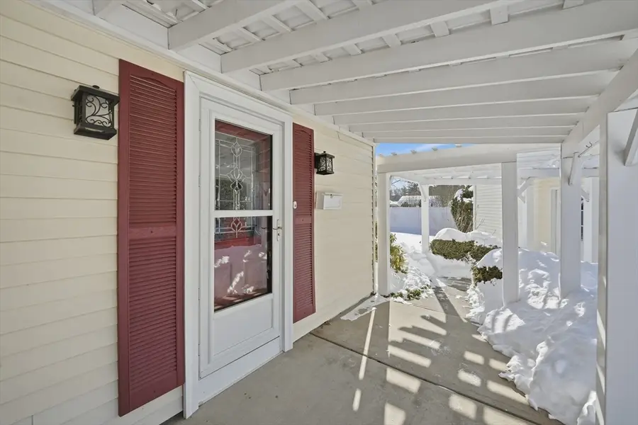 144 River Rd, Agawam, MA 01001 - #2