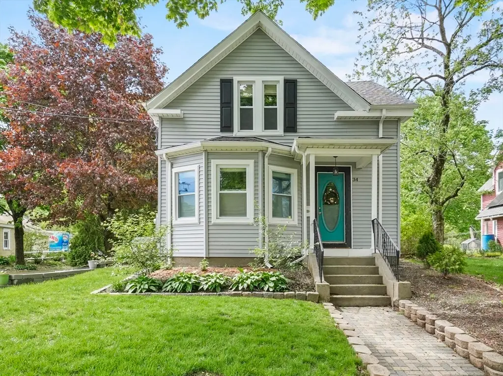 34 Marion St, Natick, MA 01760 - Image #1