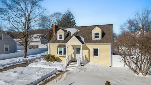 26 Bartholomew Ter, Peabody, MA 01960
