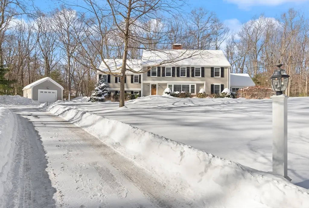 32 Highland Circle, Wayland, MA 01778 - Image #1