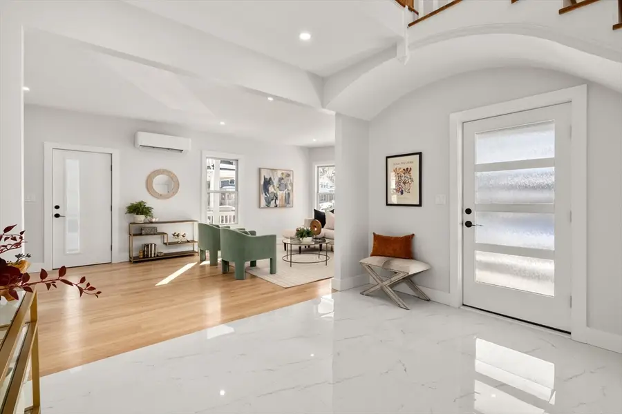 20 Townsend Street, Waltham, MA 02453 - #2