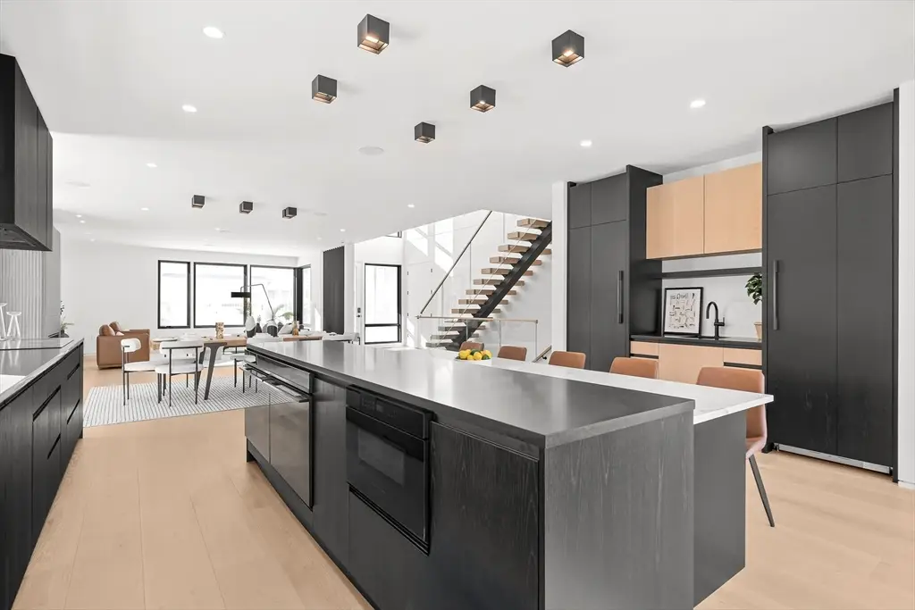 95 Deerfield Rd, Needham, MA 02492 - #1