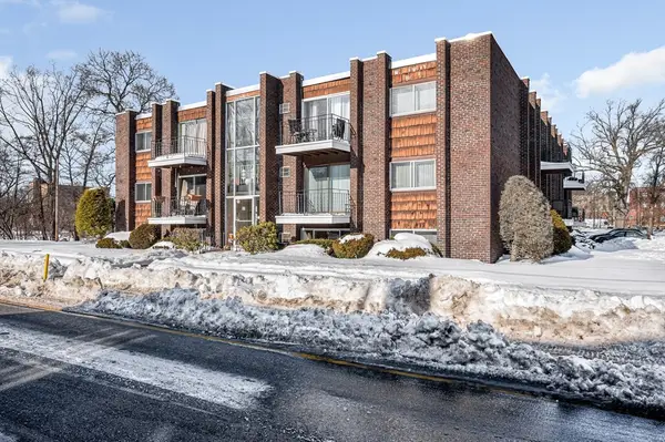 37 South St #10, Medford, MA 02155