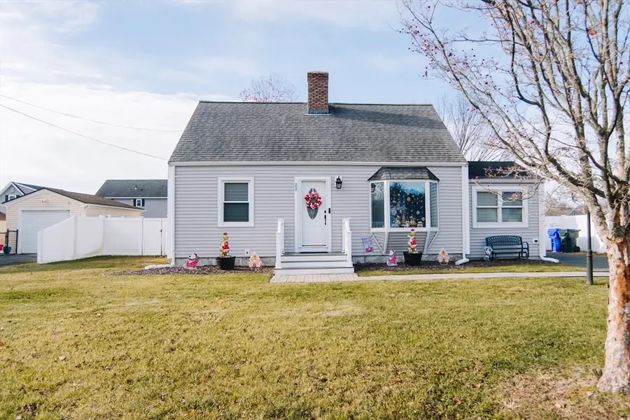 22 Amanda St, Springfield, MA 01118 - #3