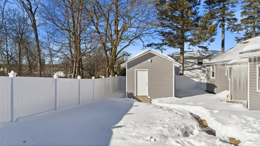 206 Burnham, Lowell, MA 01852 - Image #2