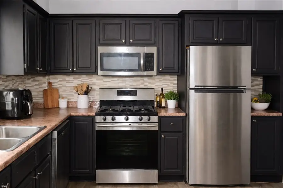 15 Swampscott Ave, Peabody, MA 01960 - #2