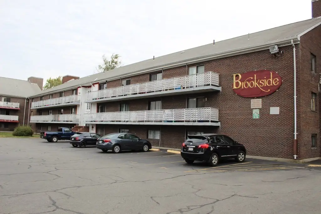 126 Beaver St #5, Framingham, MA 01702 - Image #1