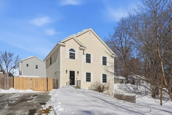 18 Riverton Rd, Springfield, MA 01109